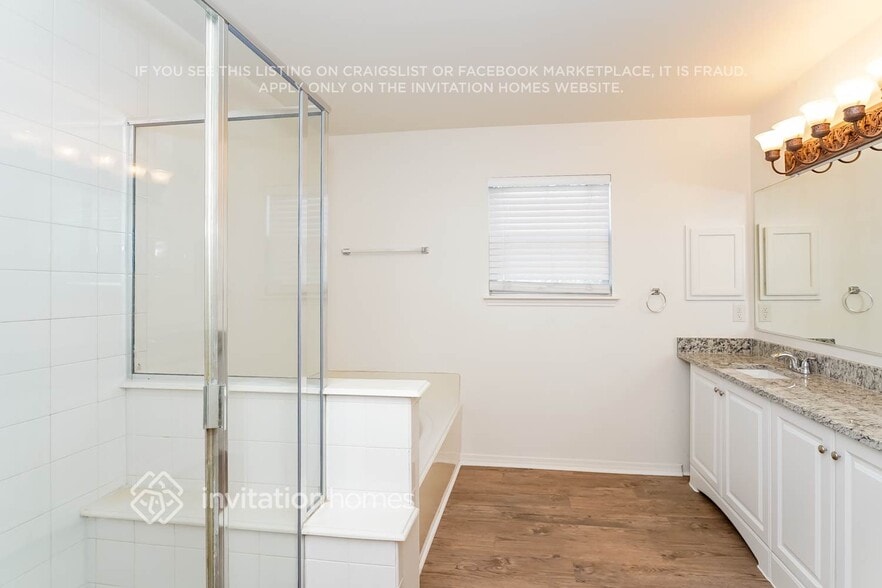 Building Photo - 3813 Dunlavy Rd