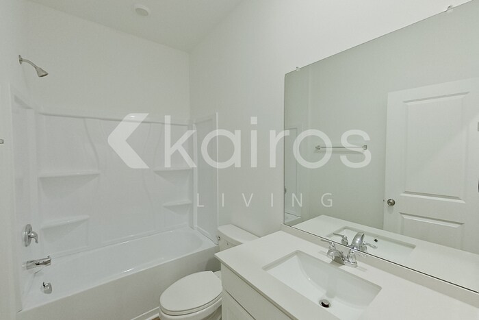 Building Photo - 122 Silver Maple Cir