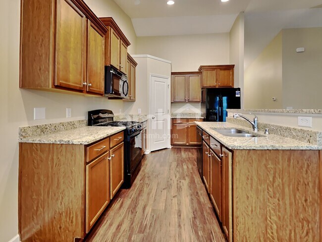 Building Photo - 317 Drayton Place Dr