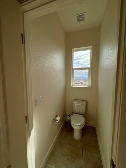 Building Photo - 3355 Barolo Ct