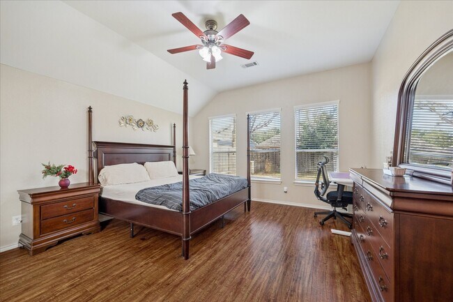 Building Photo - 5019 Peabody Hill Ln