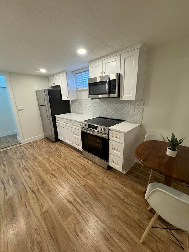 Building Photo - BAILEY BASEMENT (Private)