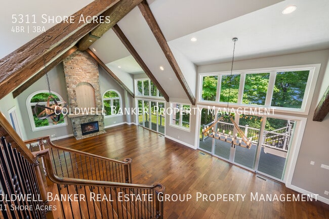 Building Photo - 5311 Shore Acres