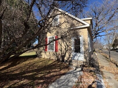 Building Photo - 933 Front Ave