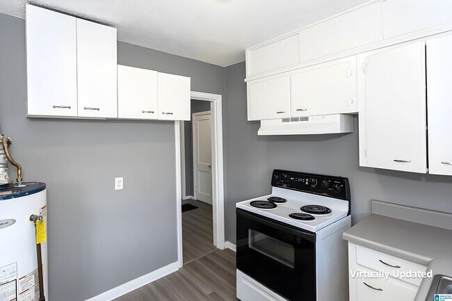 Building Photo - 340 McPherson Ave