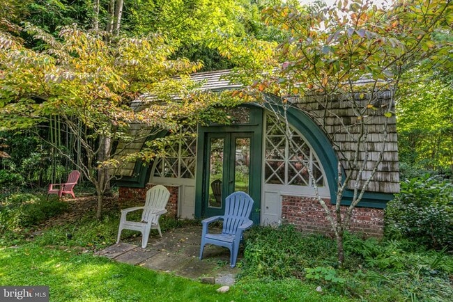 Building Photo - 54 Hodge Rd