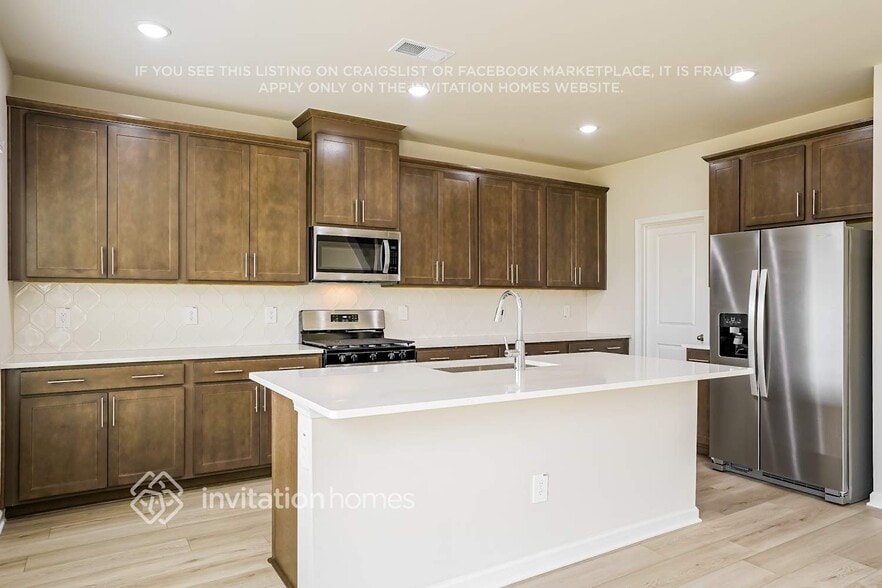 Building Photo - 158 Thistle Patch Pl