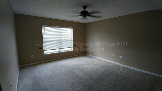 Building Photo - 14519 Lake Price Dr