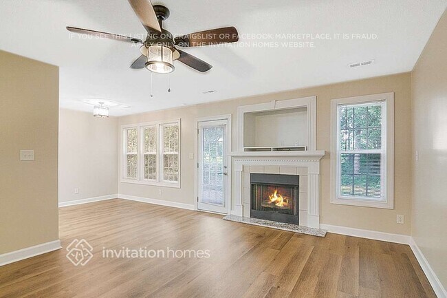 Building Photo - 45 Dawn Ave