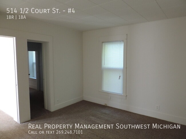 Building Photo - 514 1/2 Court St.-#4