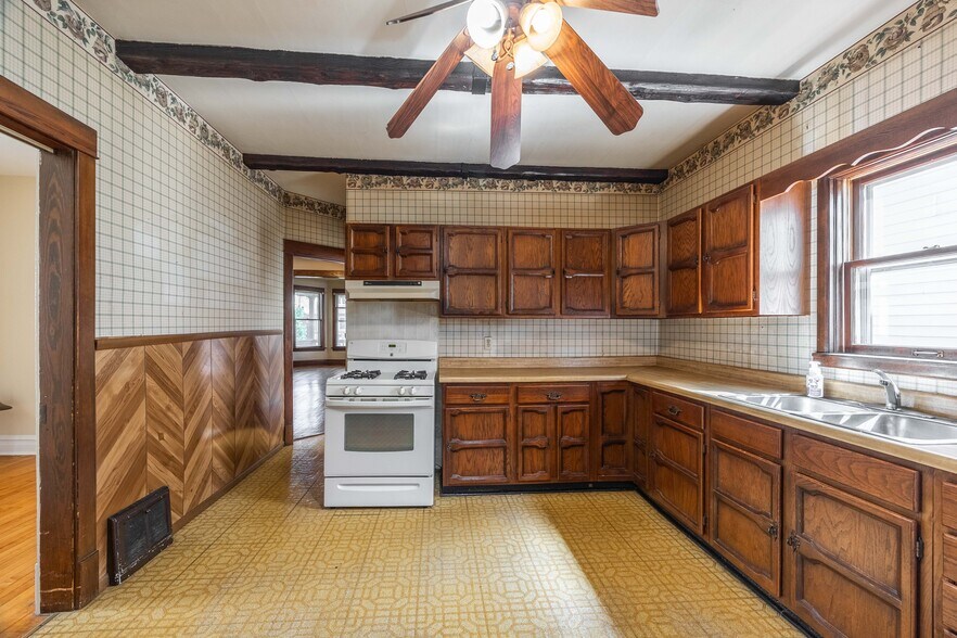 Building Photo - 5311 W Berenice Ave