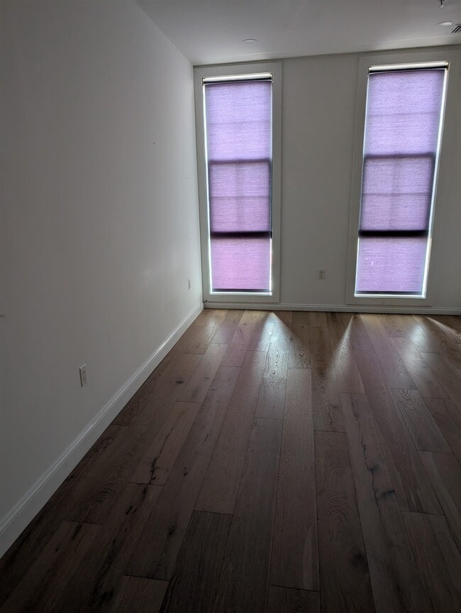 Building Photo - 580 Palisade Ave