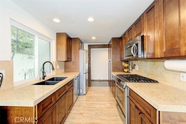 Building Photo - 29582 Colebrook Dr