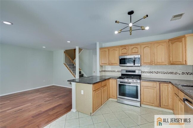 Building Photo - 401 Pheasant Run