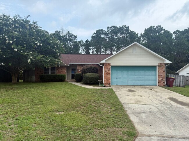 Building Photo - Your Own Backyard Oasis – 3 Bedroom Pool Home in South Crestview!