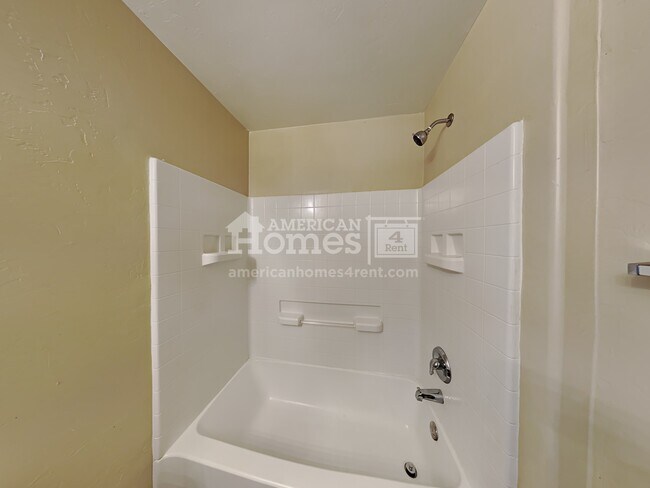 Building Photo - 6813 W Pebble Shore Court