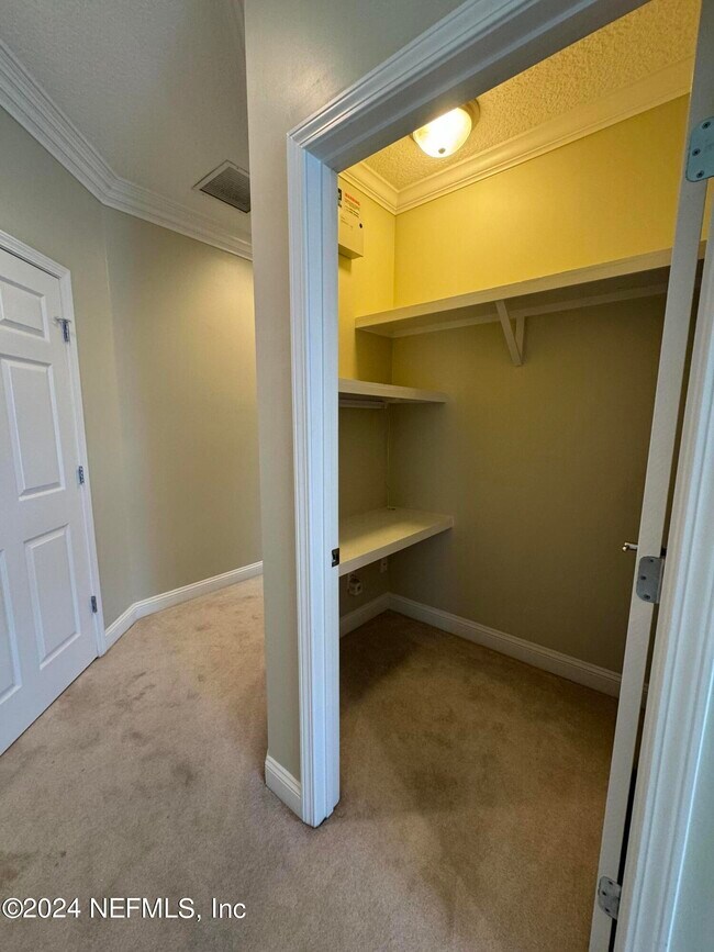 Building Photo - 1016 N 11th St