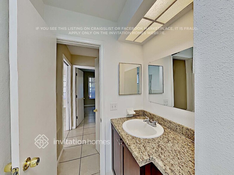 Building Photo - 2240 NE 62nd St