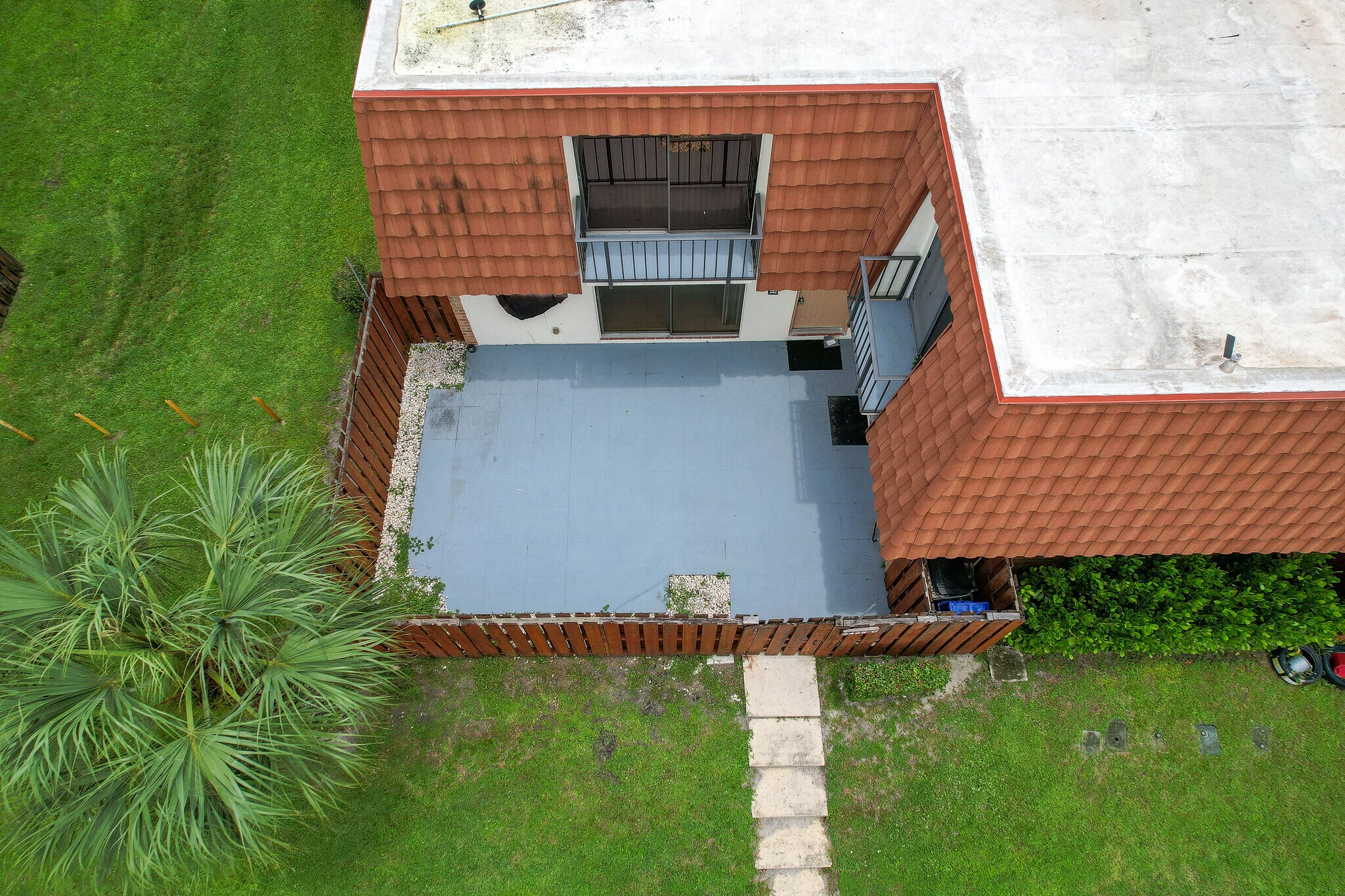 Building Photo - 3425 San Bernadino Dr
