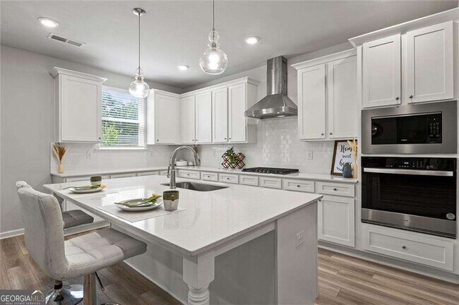 Building Photo - 213 Chiswick Lp