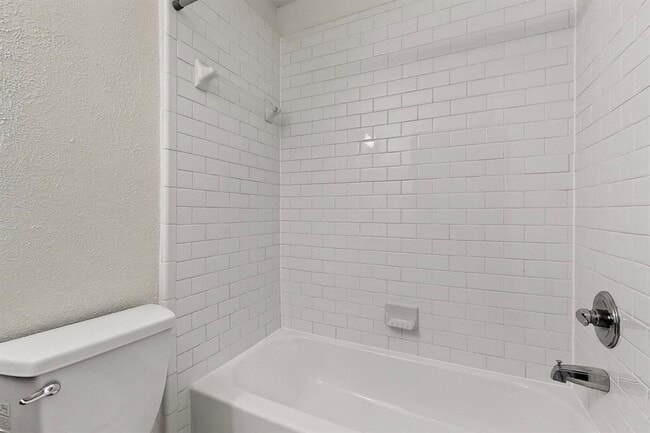 Building Photo - 6605 Bluestone St