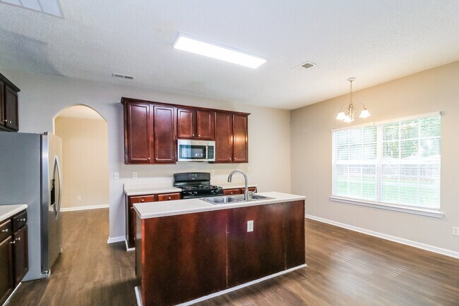 Building Photo - 516 Gristmill Ln