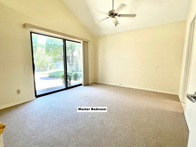 Building Photo - 3909 Winter Park Ln