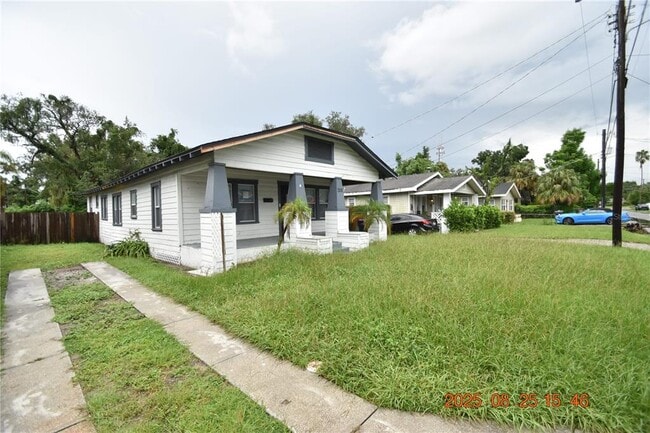 Building Photo - 205 W Haya St