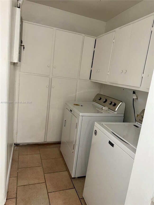 Building Photo - 9810 SW 165th Terrace