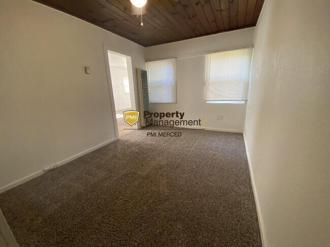 Building Photo - 1 Bedroom Apartment Coming Soon!