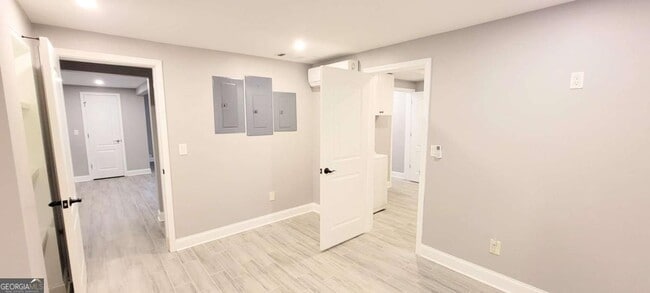 Building Photo - 3595 Greenside Ct