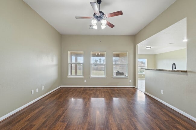 Building Photo - 18875 Maverick Ranch Rd E