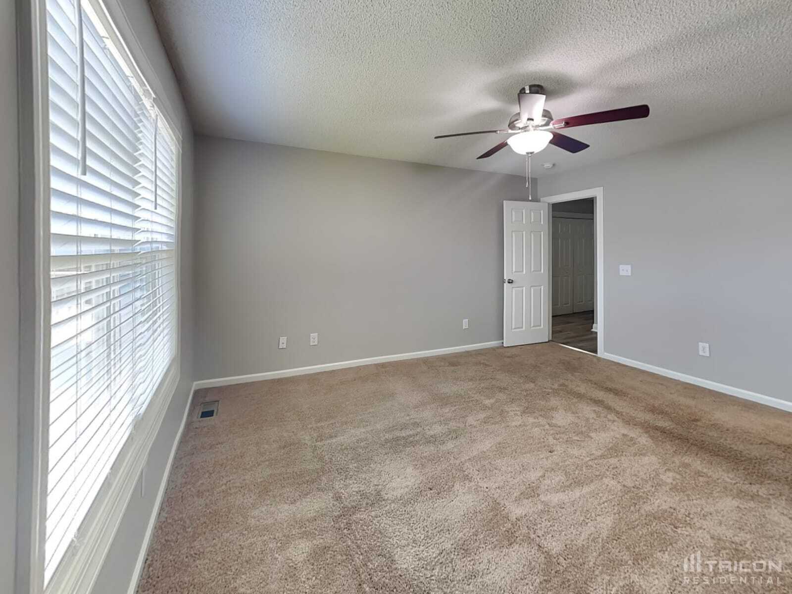 Building Photo - 5204 Halverson Ct