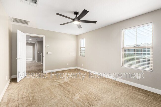 Building Photo - 4046 S 58th Ln