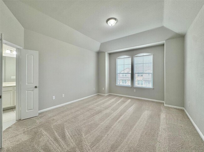 Building Photo - 113 Homily Dr