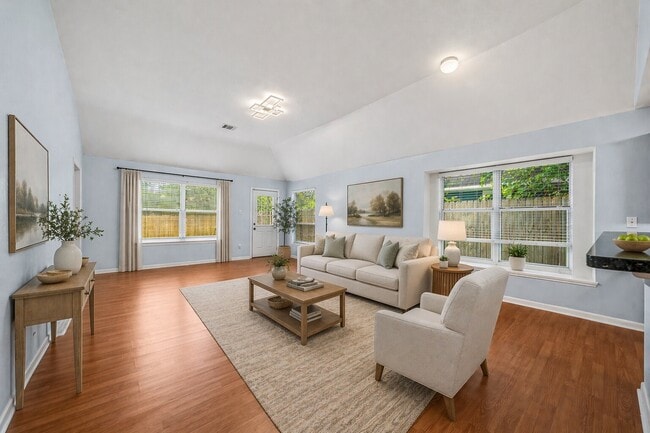 Building Photo - 3521 Lydia St