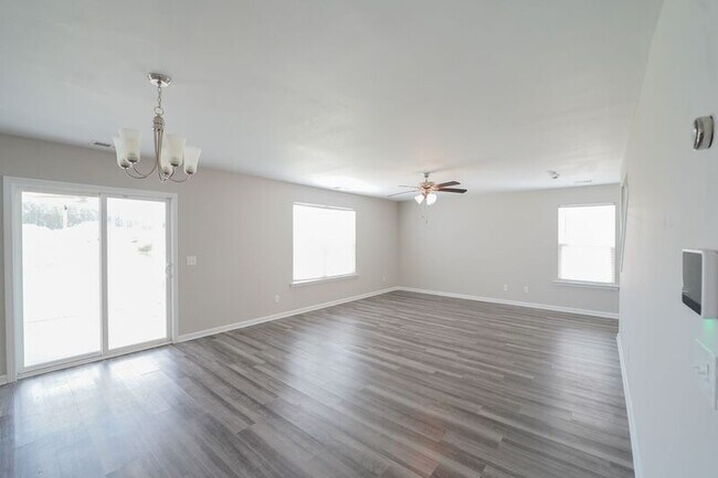 Building Photo - 105 Butternut Blvd