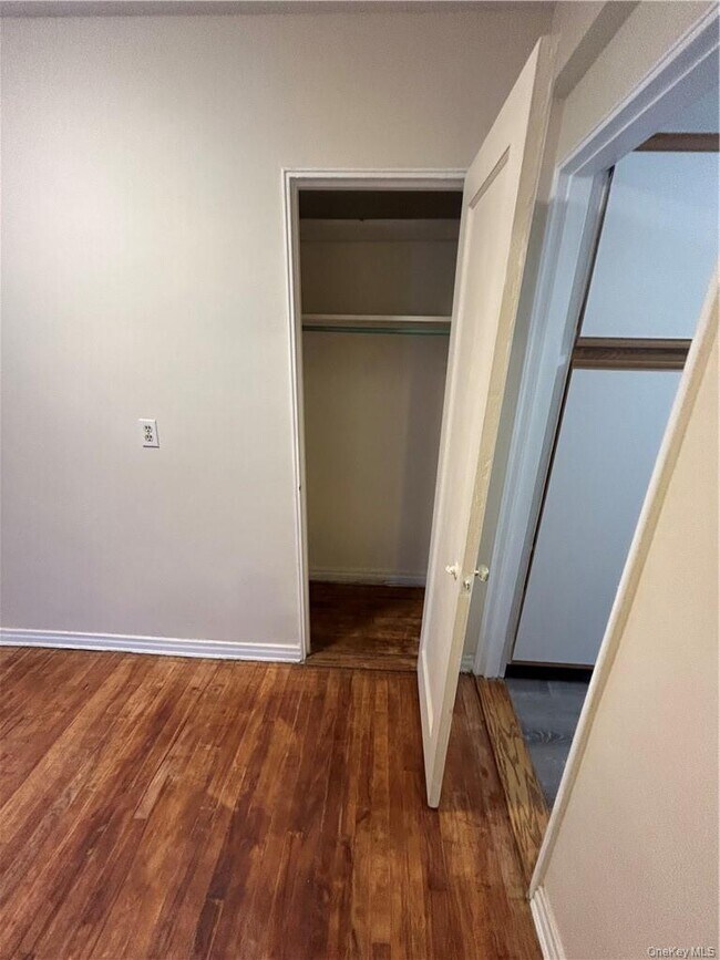 Building Photo - 1833 Palmer Ave