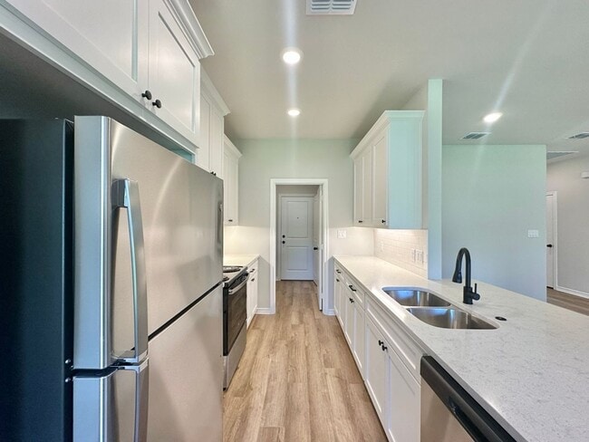 Building Photo - Tour Today! New Construction 2 Bed 2 Bath ...