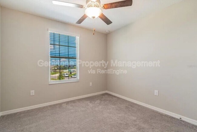 Building Photo - 5157 White Chicory Dr