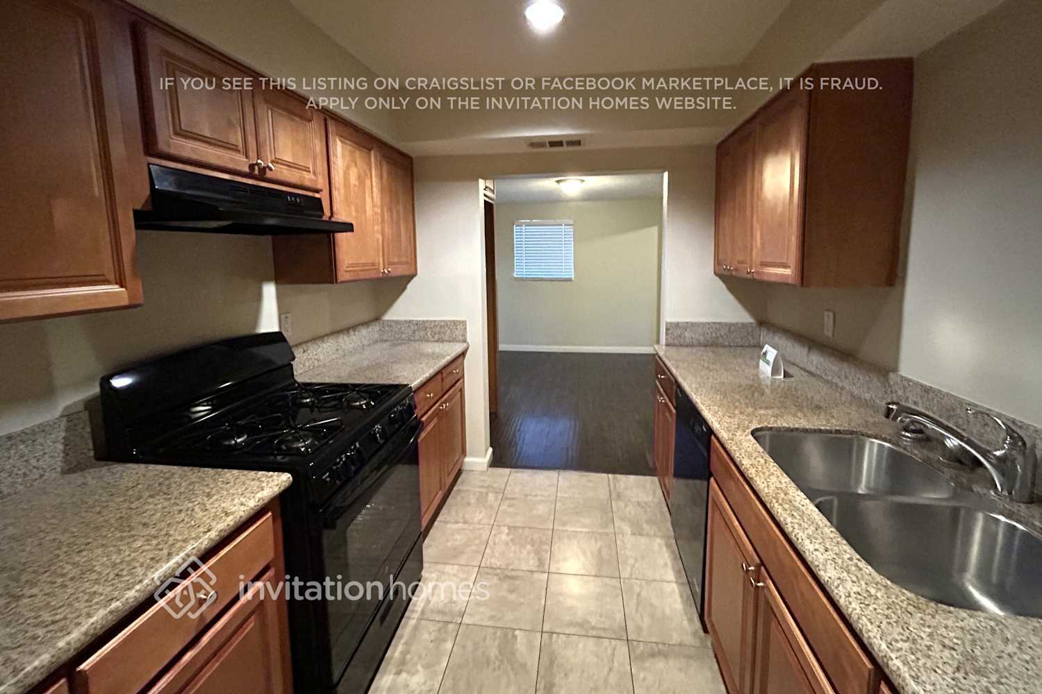 Building Photo - 1401 8th St