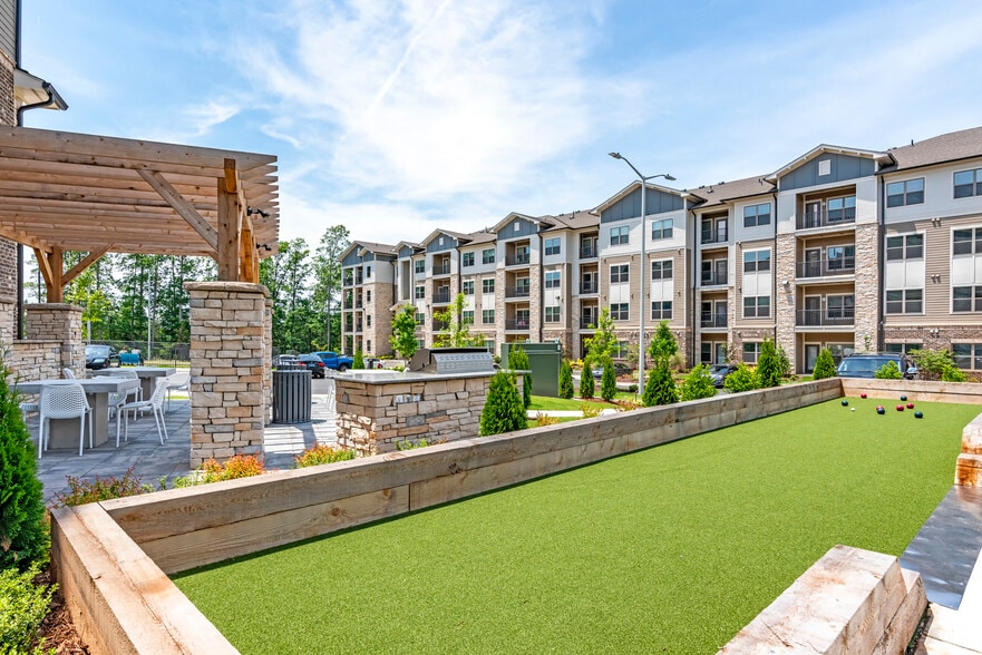 Make yourself at home in our outdoor lounge - Adara Alexander Place