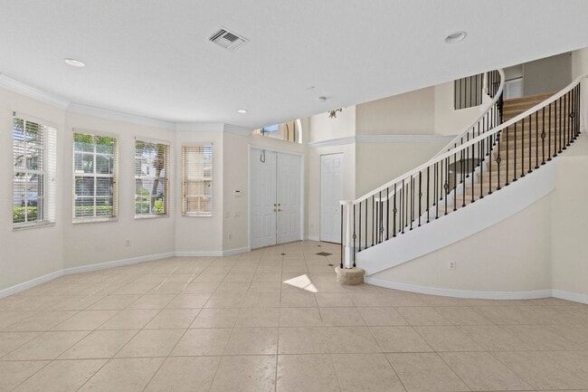 Building Photo - 6597 Marbletree Ln