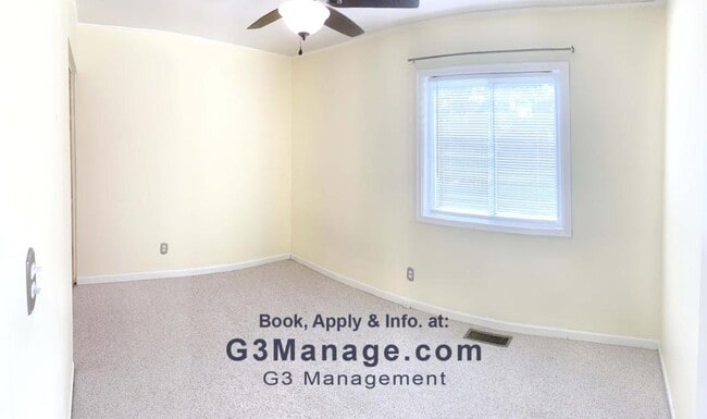 Building Photo - 5052 Walsh Dr