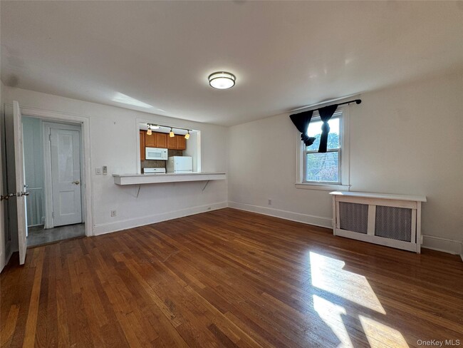 Building Photo - 267 Plainfield Ave