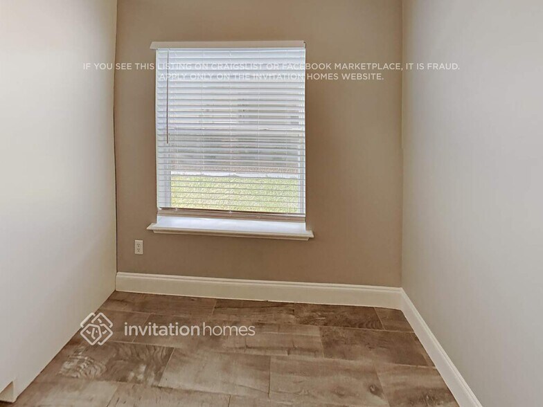 Building Photo - 3801 Pebble Brooke Circle South