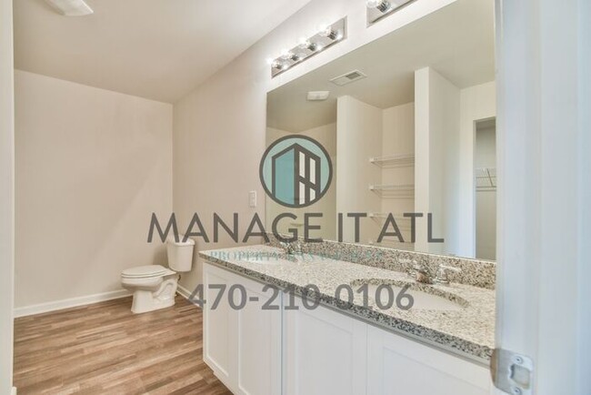 Building Photo - Beautiful 5 Bedroom House in Jefferson!