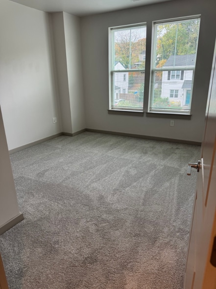 Building Photo - 2317 Huntington Ave