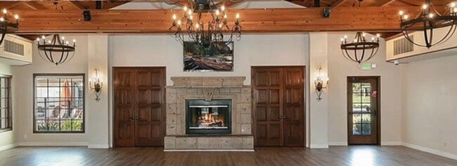 Building Photo - Move-in special! Move in by 12/25 and receive $300 off the first month’s rent! 2 bedroom Condo av...