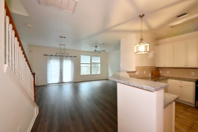 Building Photo - 13070 Lawsons Creek Ln